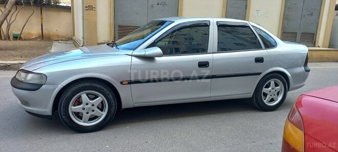 Opel Vectra 1998, 398,000 km - 2.0 л - Sumqayıt