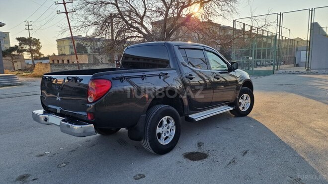 Mitsubishi L200 2014, 217,932 km - 2.5 l - Bakı