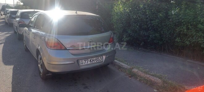 Opel Astra 2006, 181,213 km - 1.3 l - Göygöl