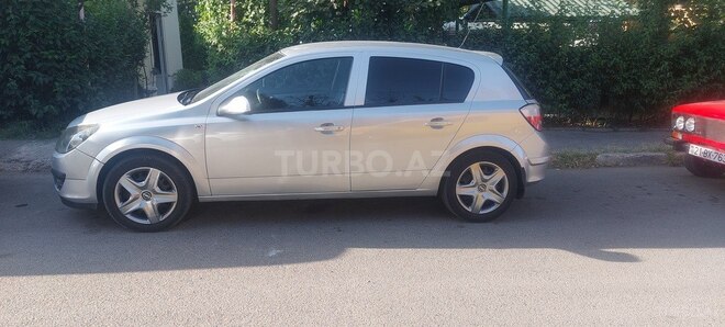 Opel Astra 2006, 181,213 km - 1.3 l - Göygöl
