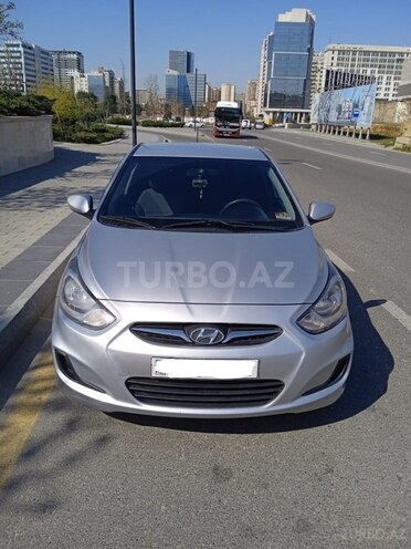 Hyundai Accent 2013, 175,000 km - 1.6 l - Bakı