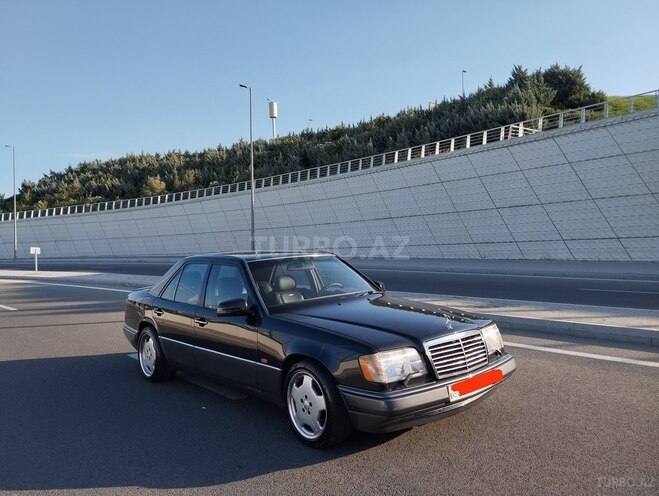 Mercedes E 220 1994, 427,200 km - 2.2 l - Bakı