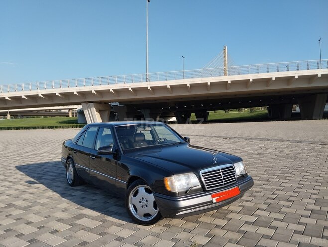Mercedes E 220 1994, 427,200 km - 2.2 l - Bakı