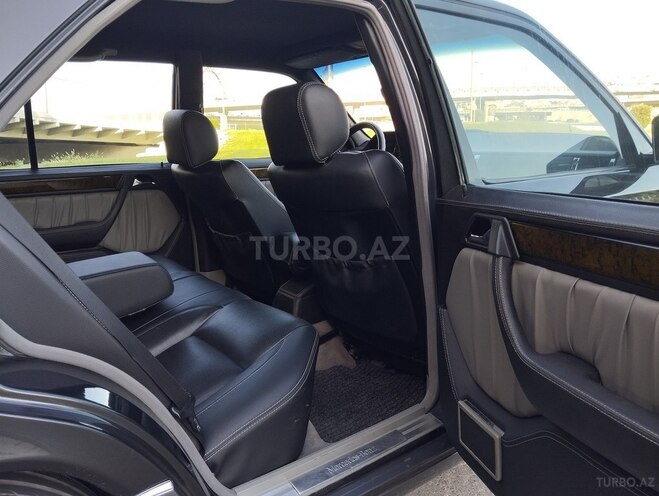 Mercedes E 220 1994, 427,200 km - 2.2 l - Bakı