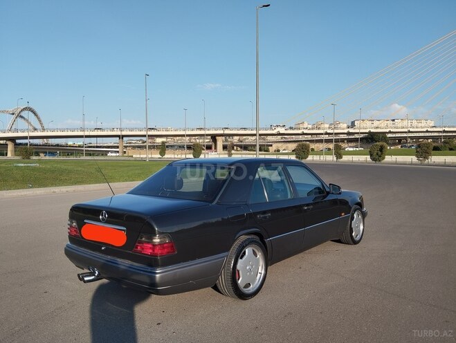 Mercedes E 220 1994, 427,200 km - 2.2 l - Bakı