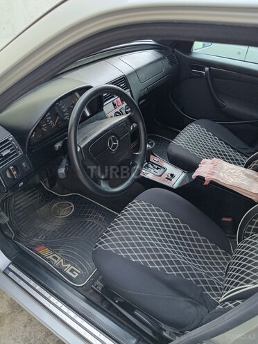 Mercedes C 180 1998, 301,301 km - 1.8 l - Tovuz