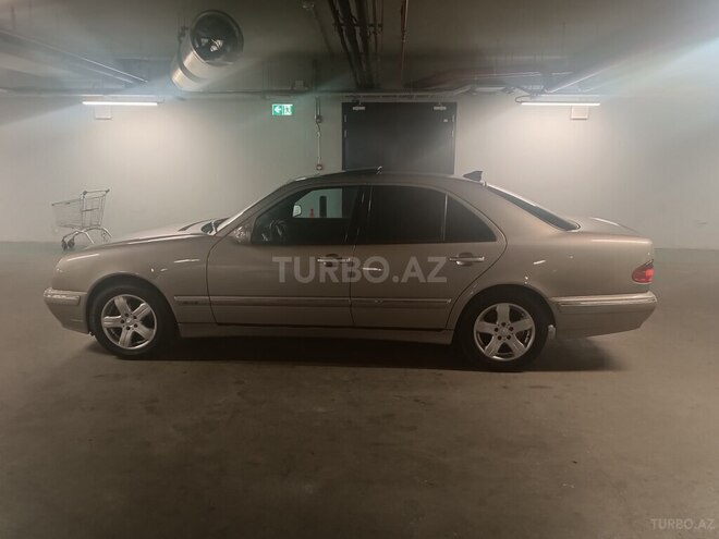 Mercedes E 220 2000, 230,000 km - 2.2 л - Bakı