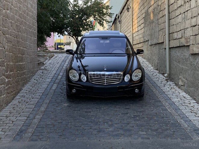 Mercedes E 320 2004, 204,000 km - 3.2 l - Bakı