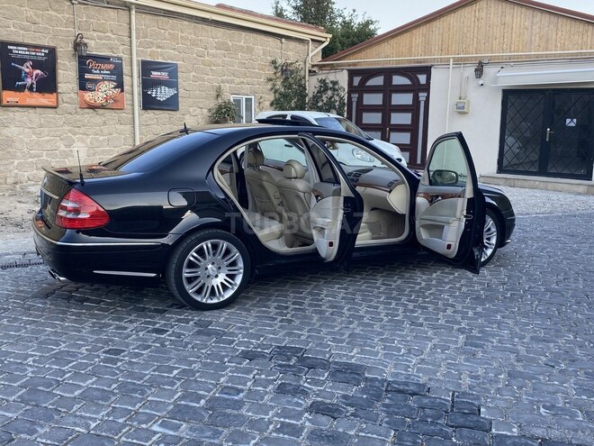 Mercedes E 320 2004, 204,000 km - 3.2 l - Bakı