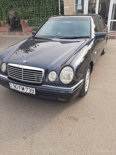 Mercedes E 240 1998, 280,000 km - 2.4 l - Biləsuvar