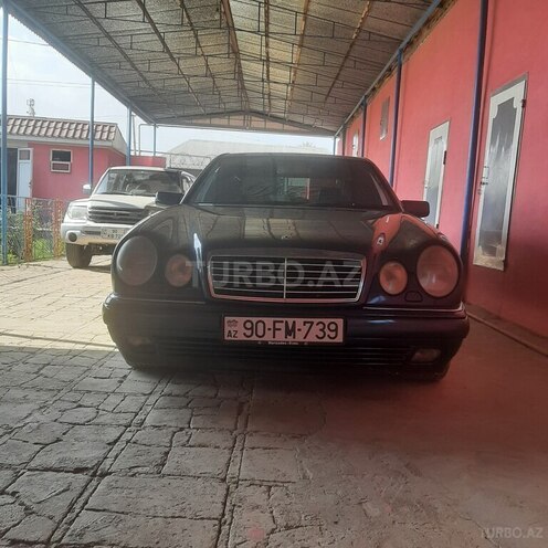 Mercedes E 240 1998, 280,000 km - 2.4 l - Biləsuvar