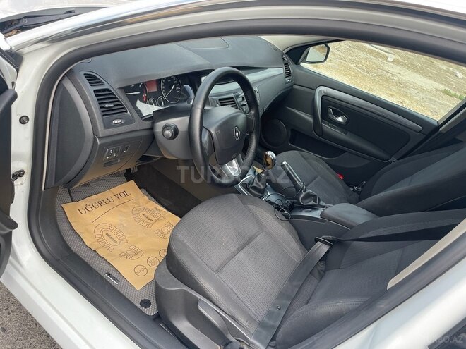 Renault Laguna 2010, 284,000 km - 1.5 l - Bakı