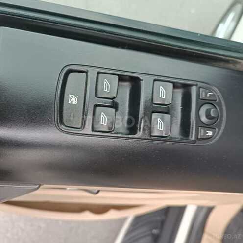 Land Rover Freelander 2008, 218,000 km - 3.2 л - Bakı