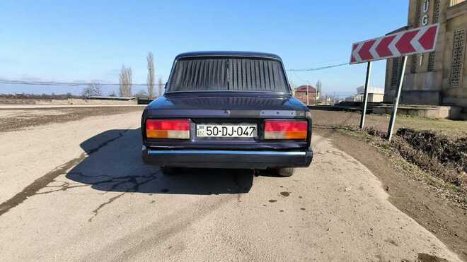 LADA (VAZ) 2107 1999, 79,000 km - 1.6 l - Quba