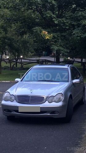 Mercedes C 200 2000, 285,000 km - 2.0 l - Qax