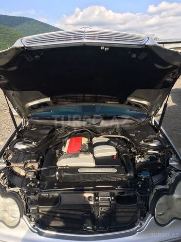 Mercedes C 200 2000, 285,000 km - 2.0 l - Qax