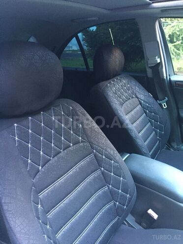 Mercedes C 200 2000, 285,000 km - 2.0 l - Qax