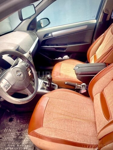 Opel Astra 2006, 256,085 km - 1.4 l - Bakı