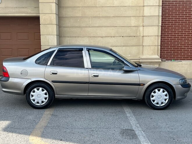 Opel Vectra 1996, 250,000 km - 1.8 l - Bakı