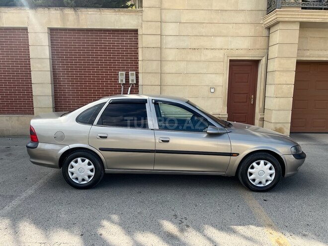 Opel Vectra 1996, 250,000 km - 1.8 l - Bakı