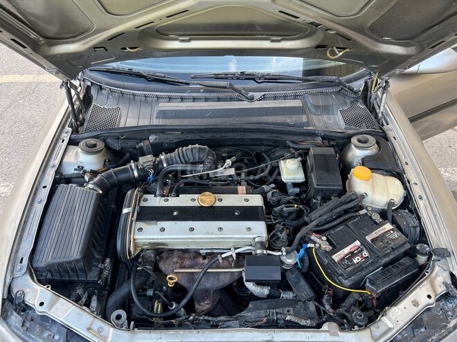 Opel Vectra 1996, 250,000 km - 1.8 l - Bakı