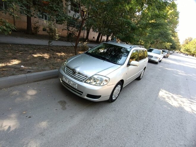 Toyota Corolla 2005, 226,000 km - 1.4 l - Mingəçevir