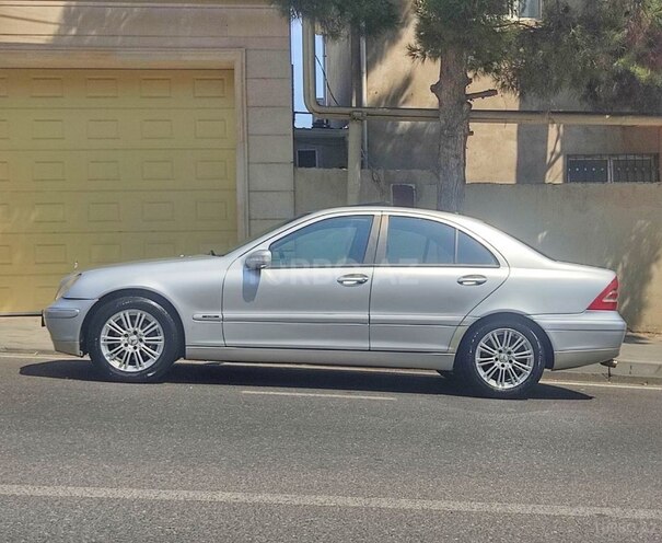 Mercedes C 200 2002, 450,000 km - 2.0 l - Bakı
