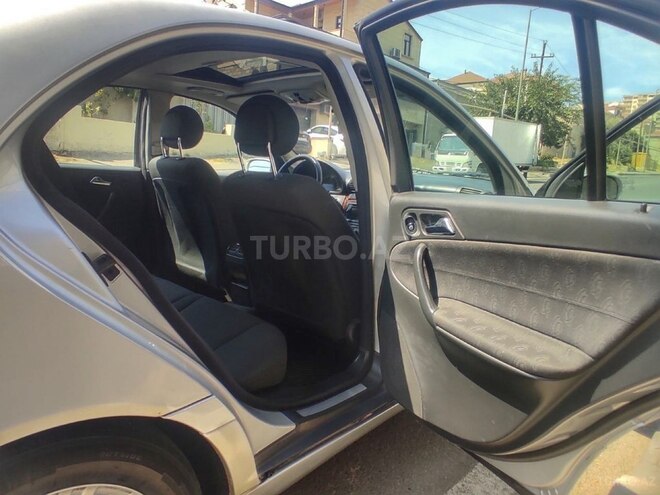 Mercedes C 200 2002, 450,000 km - 2.0 l - Bakı