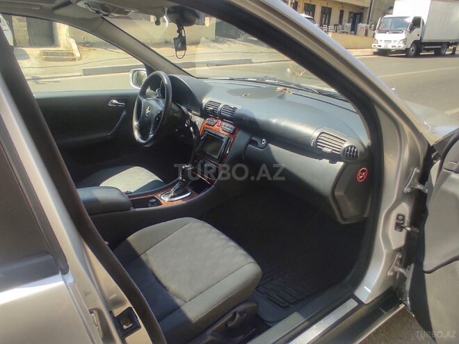 Mercedes C 200 2002, 450,000 km - 2.0 l - Bakı