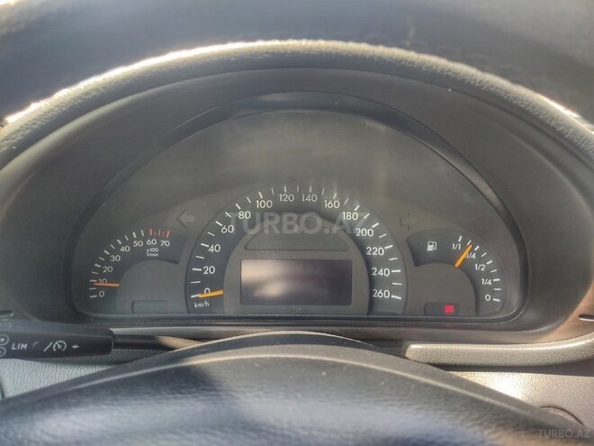 Mercedes C 200 2002, 450,000 km - 2.0 l - Bakı
