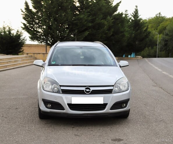 Opel Astra 2006, 253,000 km - 1.6 л - Quba