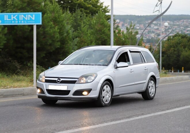 Opel Astra 2006, 253,000 km - 1.6 л - Quba