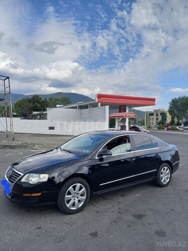 Volkswagen Passat 2005, 251,327 km - 2.0 l - Şəki