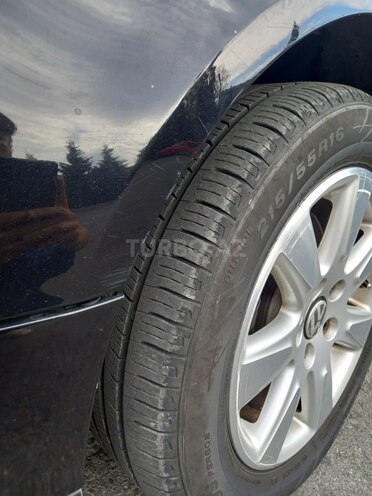 Volkswagen Passat 2005, 251,327 km - 2.0 l - Şəki