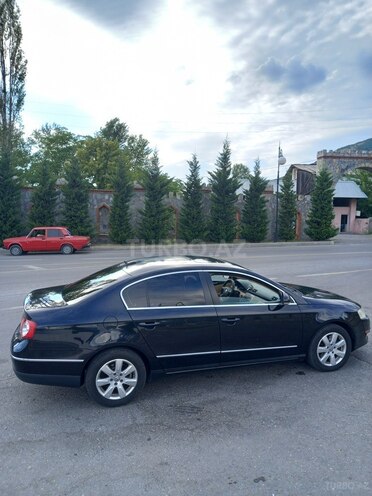Volkswagen Passat 2005, 251,327 km - 2.0 l - Şəki