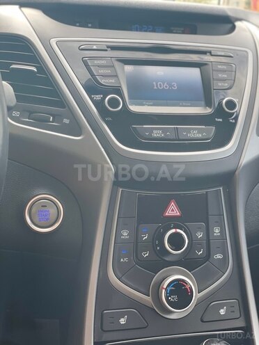 Hyundai Elantra 2015, 182,097 km - 1.8 л - Bakı