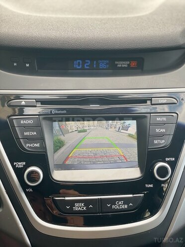 Hyundai Elantra 2015, 182,097 km - 1.8 л - Bakı
