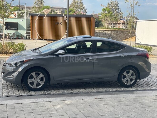 Hyundai Elantra 2015, 182,097 km - 1.8 л - Bakı