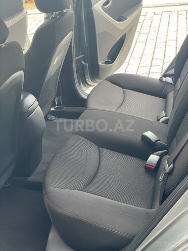 Hyundai Elantra 2015, 182,097 km - 1.8 л - Bakı