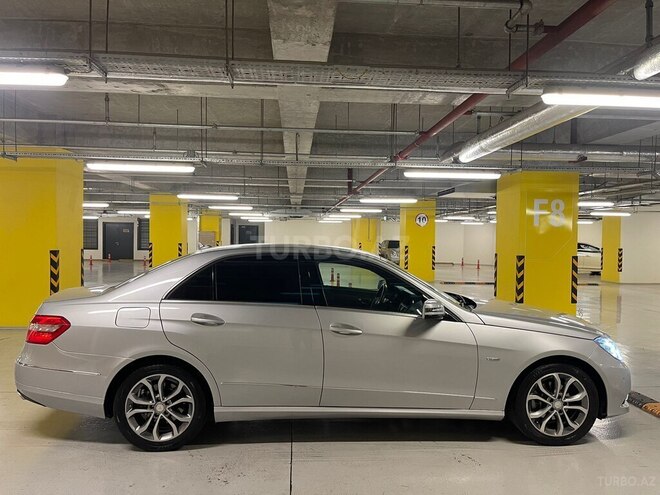Mercedes E 220 2010, 235,000 km - 2.2 l - Gəncə