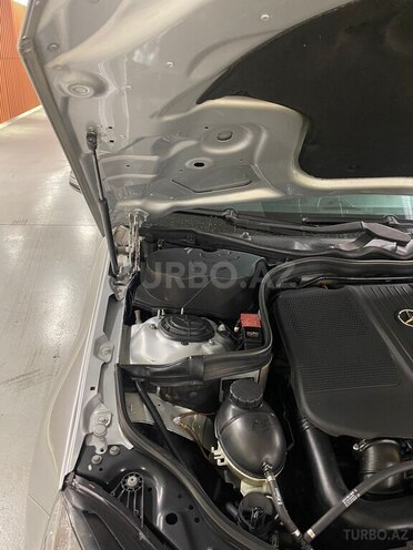 Mercedes E 220 2010, 235,000 km - 2.2 l - Gəncə