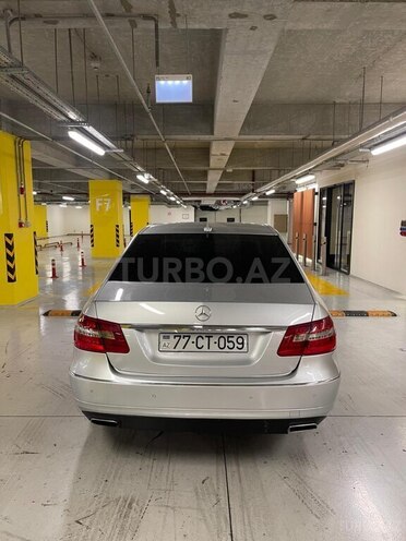 Mercedes E 220 2010, 235,000 km - 2.2 l - Gəncə