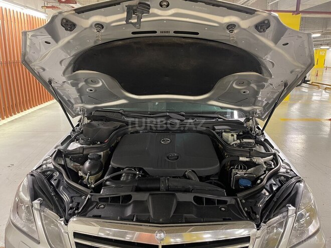 Mercedes E 220 2010, 235,000 km - 2.2 l - Gəncə