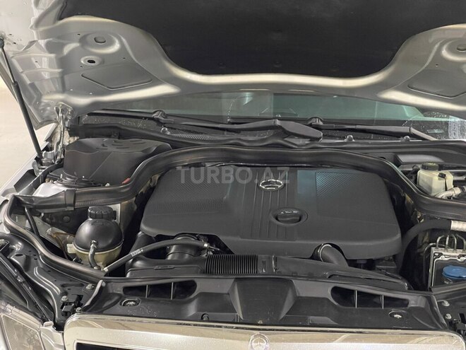 Mercedes E 220 2010, 235,000 km - 2.2 l - Gəncə