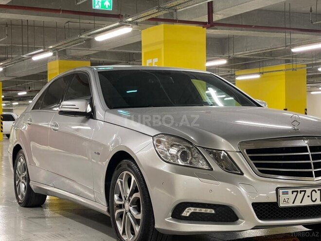 Mercedes E 220 2010, 235,000 km - 2.2 l - Gəncə