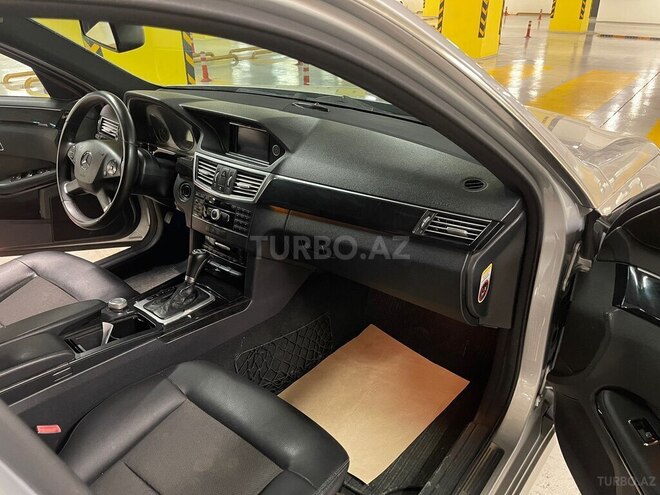 Mercedes E 220 2010, 235,000 km - 2.2 l - Gəncə