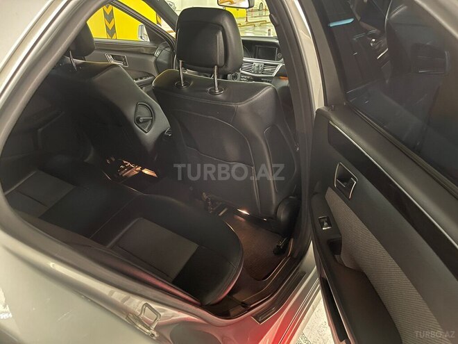 Mercedes E 220 2010, 235,000 km - 2.2 l - Gəncə