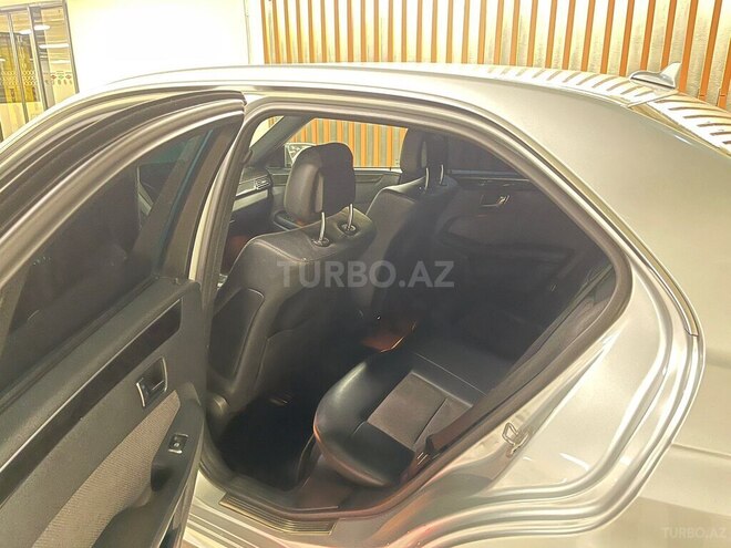 Mercedes E 220 2010, 235,000 km - 2.2 l - Gəncə