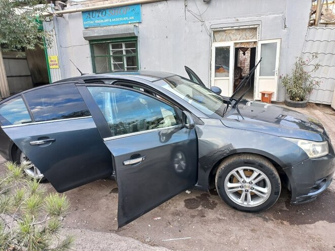 Chevrolet Cruze 2012, 219,468 km - 1.4 л - Bakı