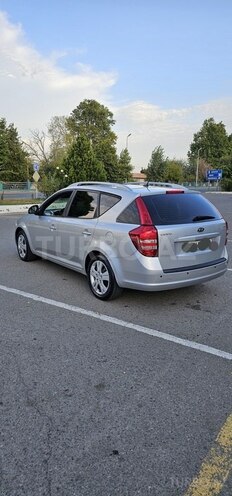 Kia Ceed 2007, 268,400 km - 1.6 l - Qazax